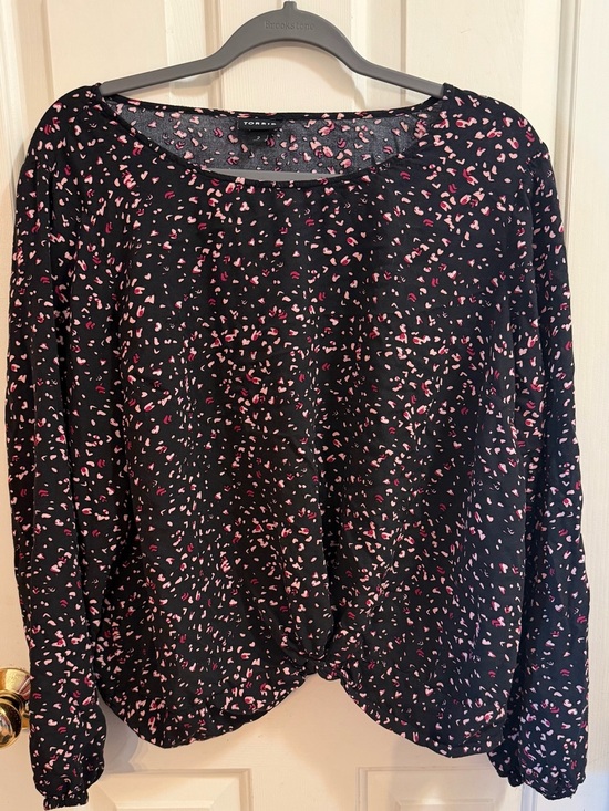 torrid Tops - torrid Black Long Sleeve Top with Pink Confetti Print